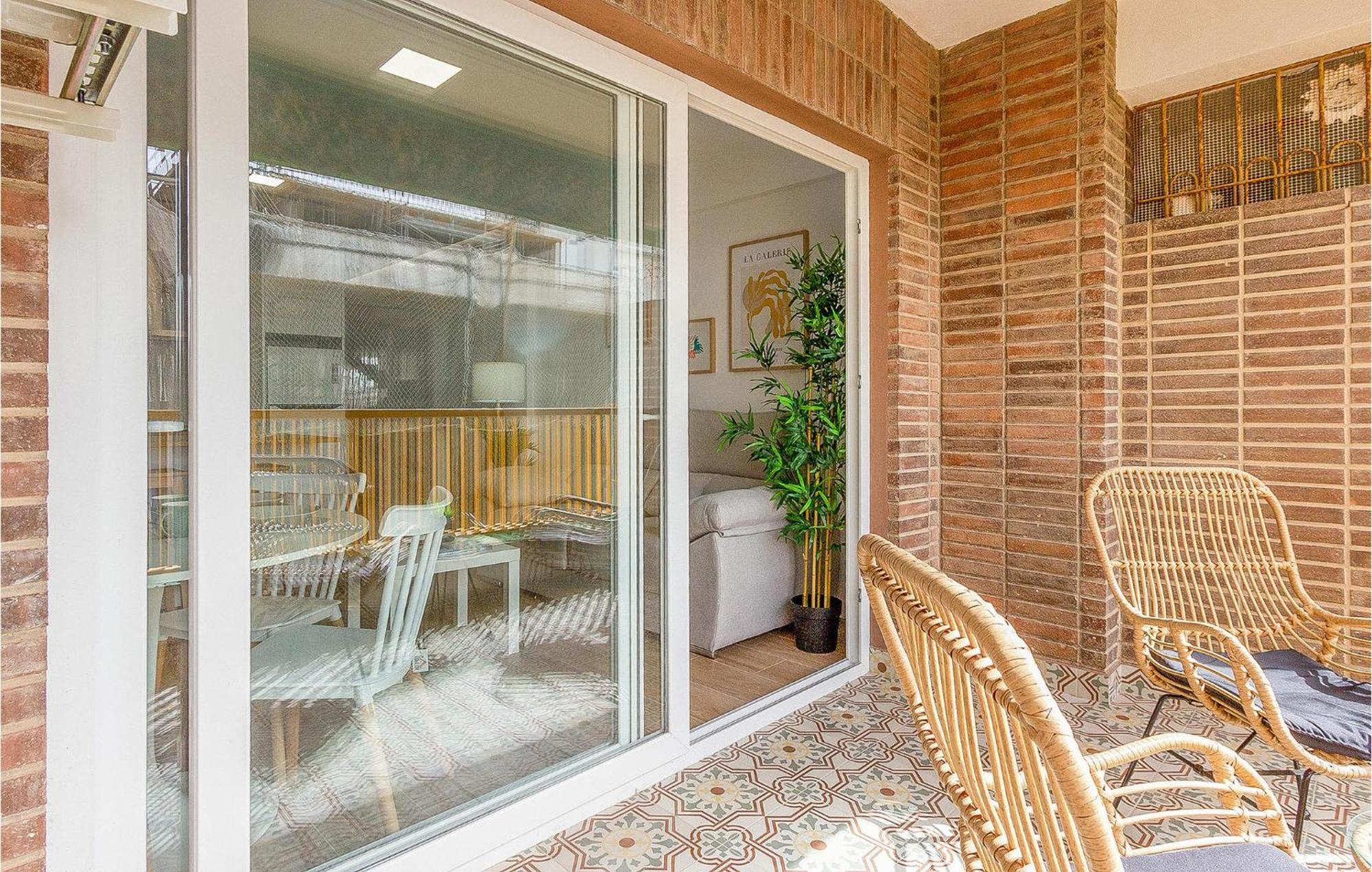 Lovely Apartment In Santa Pola With Kitchen Eksteriør billede