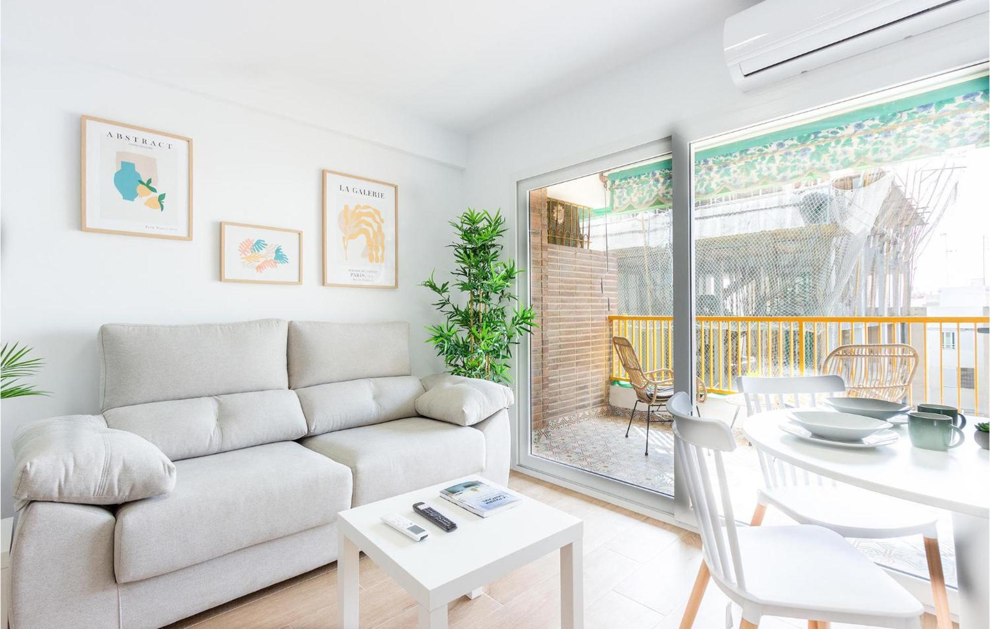 Lovely Apartment In Santa Pola With Kitchen Eksteriør billede