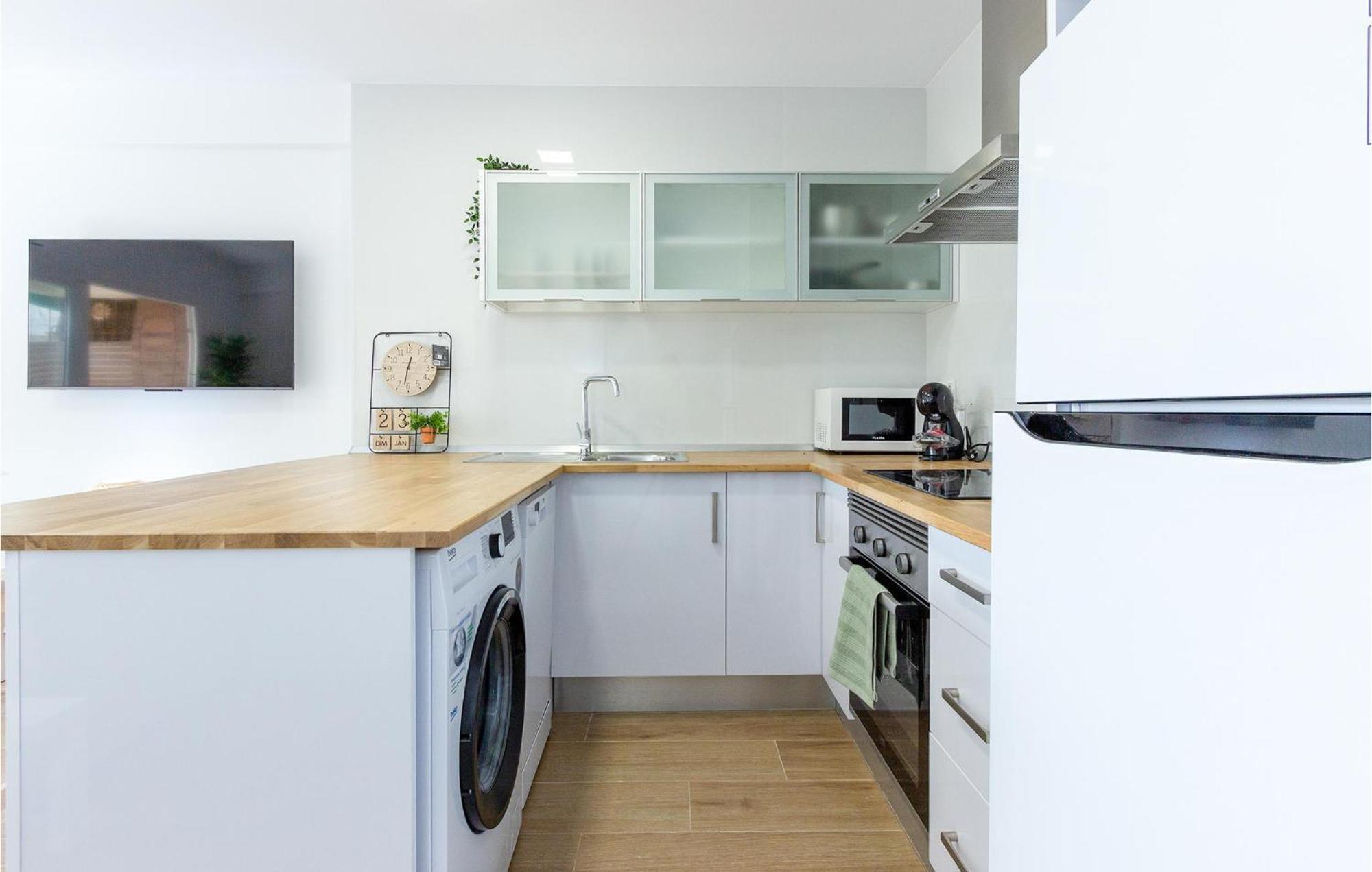 Lovely Apartment In Santa Pola With Kitchen Eksteriør billede