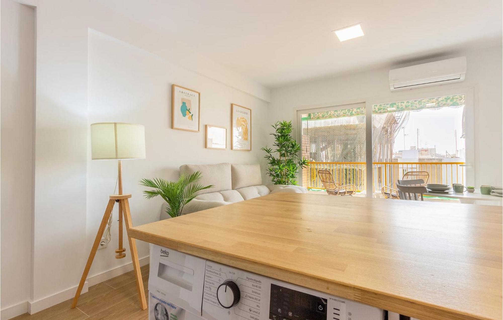 Lovely Apartment In Santa Pola With Kitchen Eksteriør billede