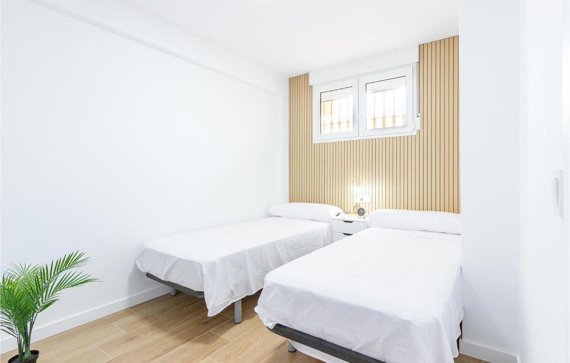 Lovely Apartment In Santa Pola With Kitchen Eksteriør billede