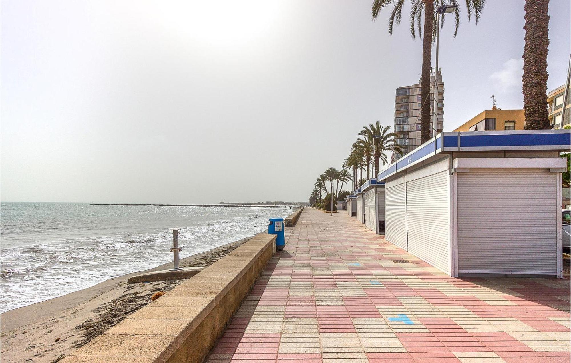 Lovely Apartment In Santa Pola With Kitchen Eksteriør billede